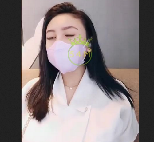 Viral! Kak Jessy Colmek di Toilet Umum